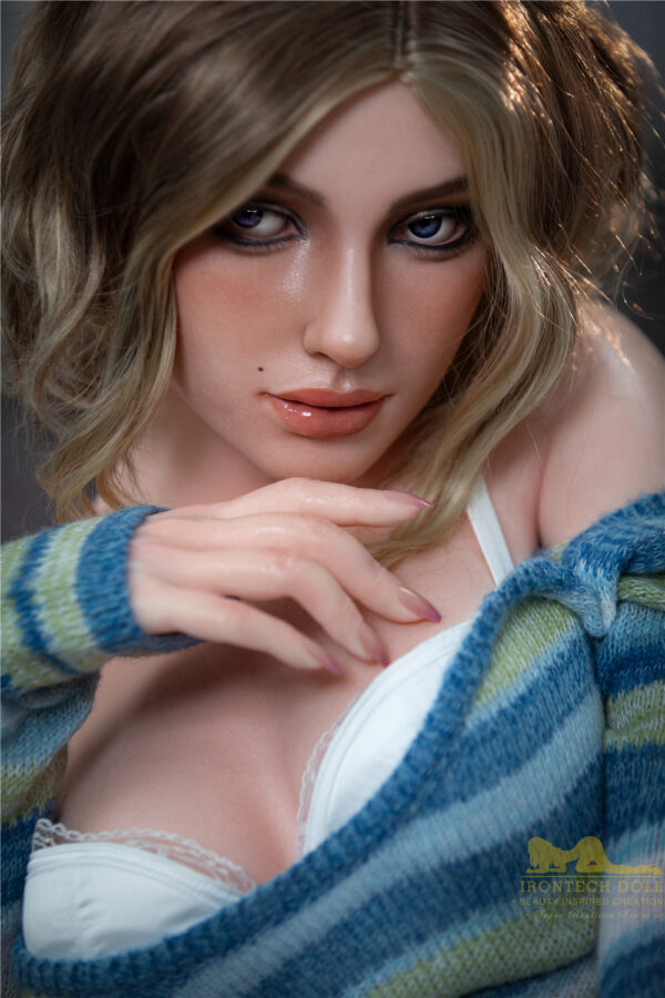 the Gorgeous Brunette Sex Doll 166cm S39