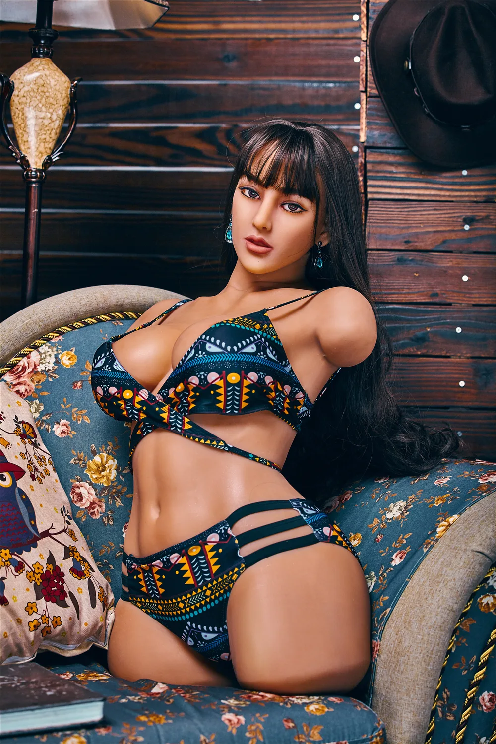 IMG_0943-jpg which are all at the same level of realism that you would expect from a TPE doll. With a metal skeleton that allows the doll to be fully poseable