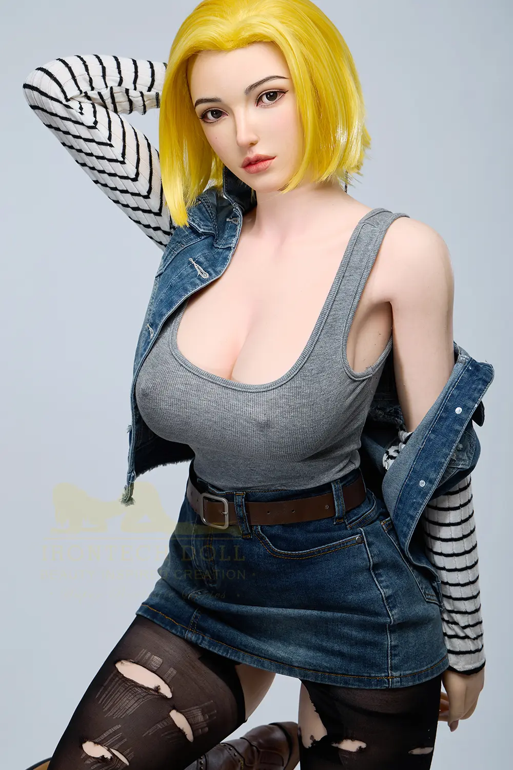 Android 18 Sex Doll 159cm S41 Joline Android 18 sex doll Joline's cosplay experience goes beyond the surface