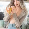 Discover the allure of Minus Lexi